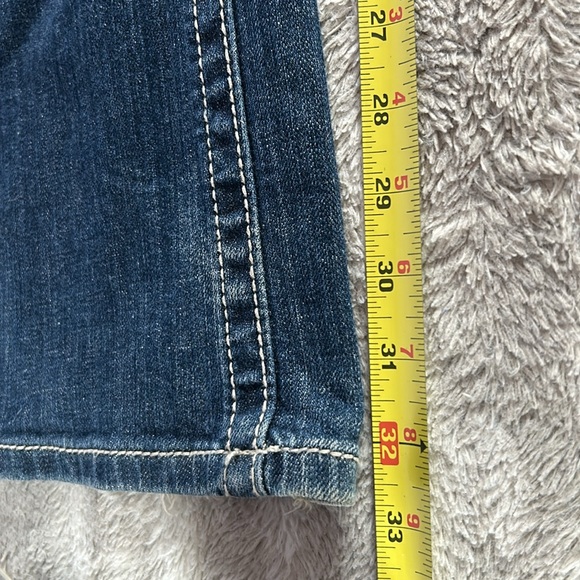 Miss Me low rise, distressed bling pocket boot cut jeans, size 28 - Picture 8 of 8